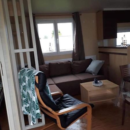Stacaravan 4Pers In Bredene Met Eigen Tuintje 2449 Esterno foto