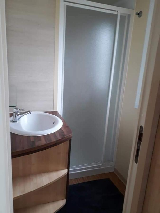 Stacaravan 4Pers In Bredene Met Eigen Tuintje 2449 Esterno foto